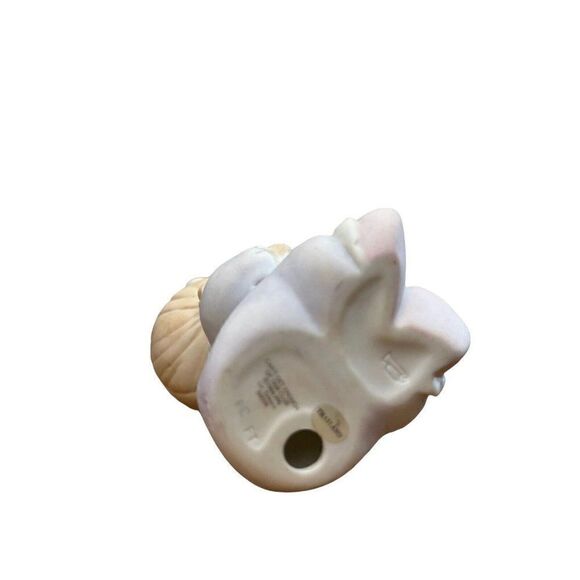 Girl Feeding Baby W Bottle Can't Get Enough of Our Club 1994 Precious Moments - Picture 3 of 3